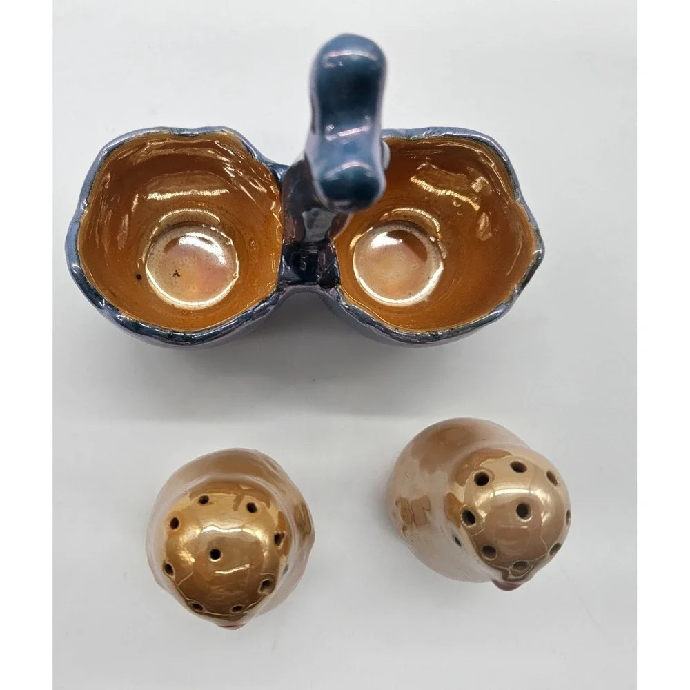 Lusterware Japan Ceramic Chick Salt and Pepper Shakers in Egg Holder with Handle